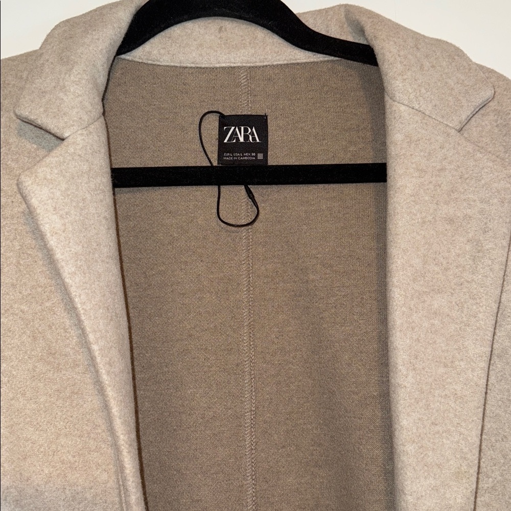 Zara - Lapel Coat - Picture 8 of 9